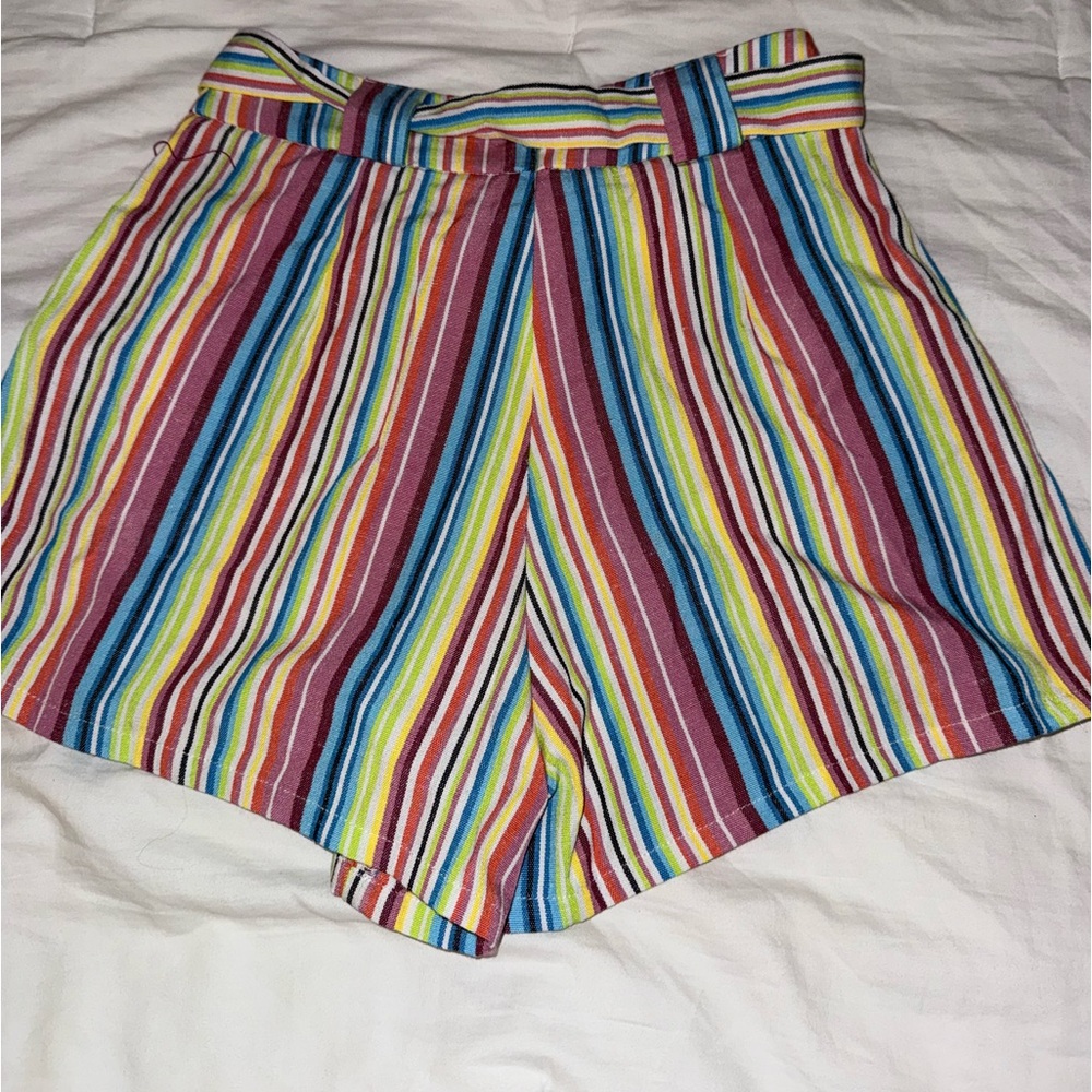 Colorful Shorts - Picture 2 of 4